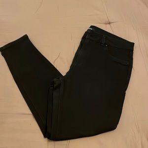 Women’s Djeans